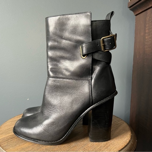 Kelsi Dagger Bard Heeled Booties - Picture 1 of 7